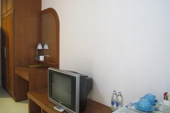 Somjai House Hotel Si Racha Exterior photo